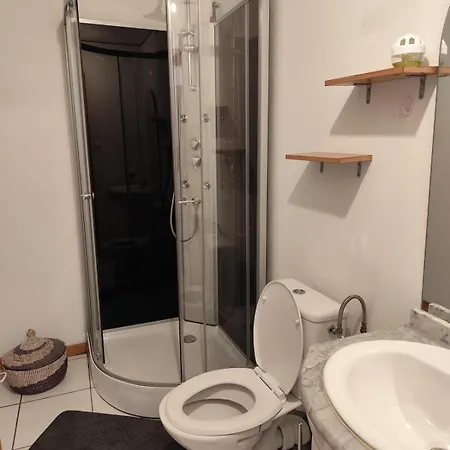 Independant Apartment *